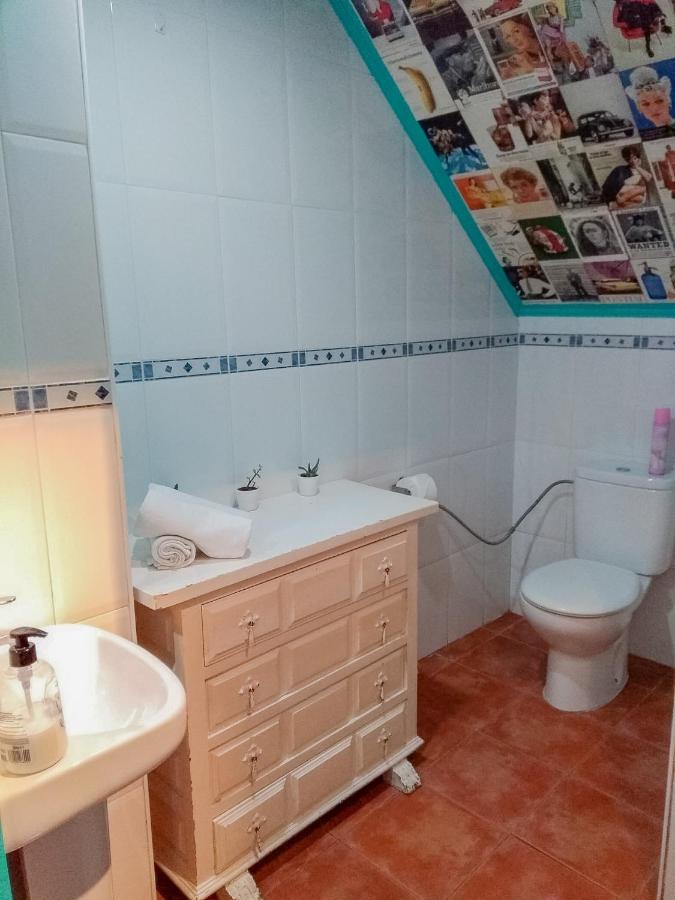 Barbatuke Bed & Bike Hostel มาลากา ภายนอก รูปภาพ
