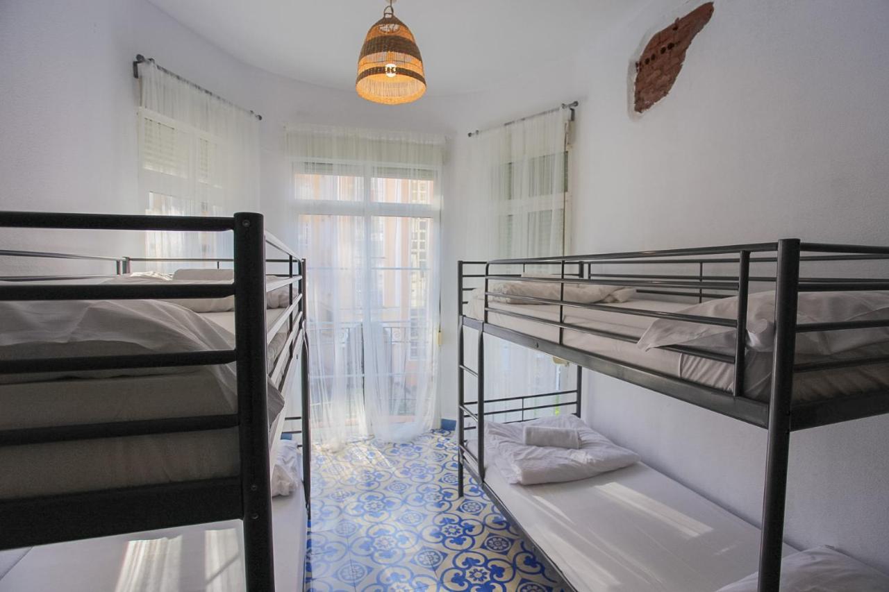 Barbatuke Bed & Bike Hostel มาลากา ภายนอก รูปภาพ